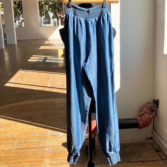 bebe Pants - Bebe chambray open leg jogger